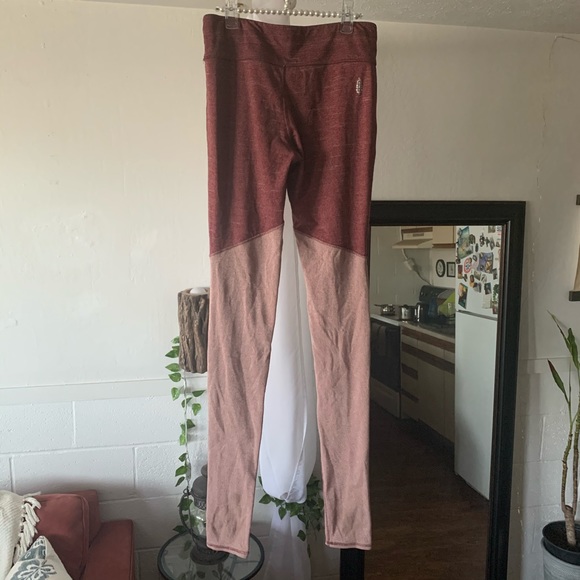 Free People Movement Evolution Leggings in Wine - Picture 8 of 9